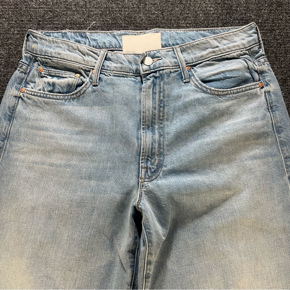 MOTHER Superior The Undercover Wide Leg Jeans Unripped Blue Wash Size 29 USA EUC - Picture 2 of 10